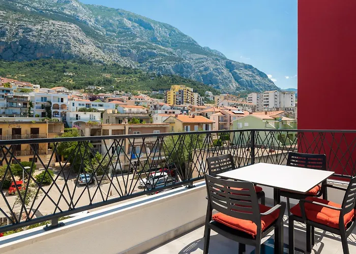 Loriana Family Apartman *